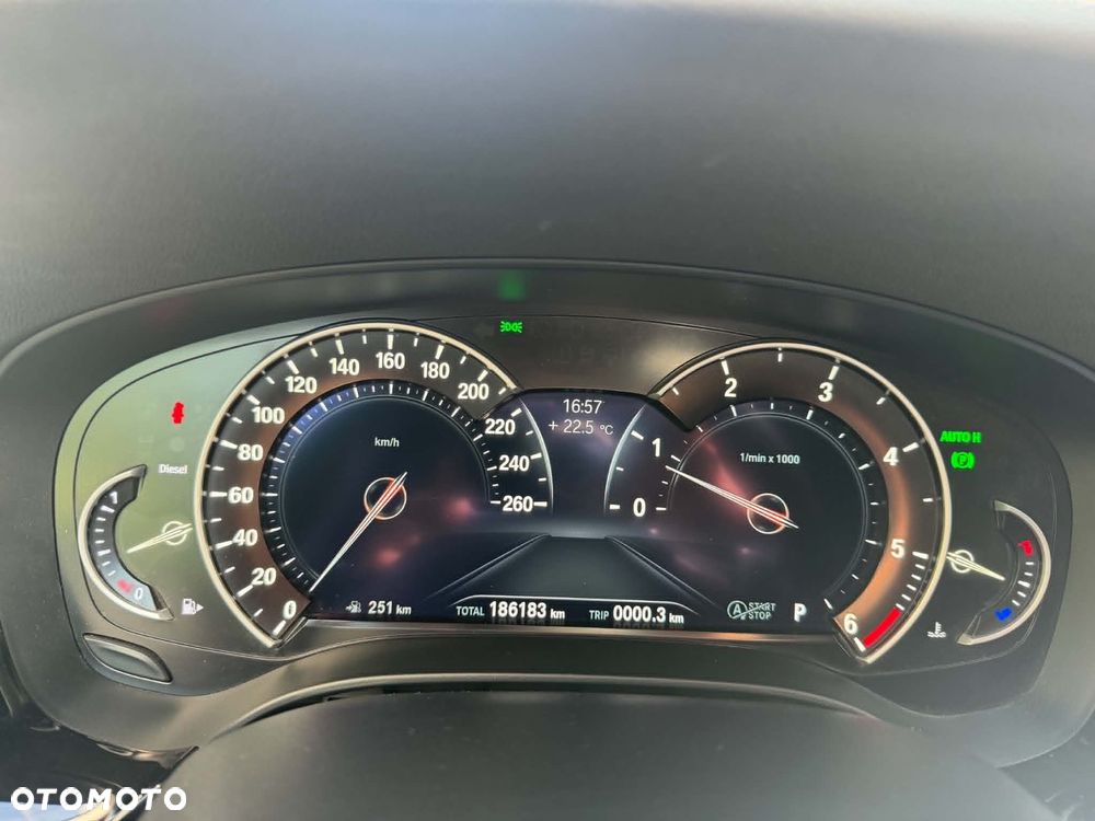 BMW Seria 5 520d - 12