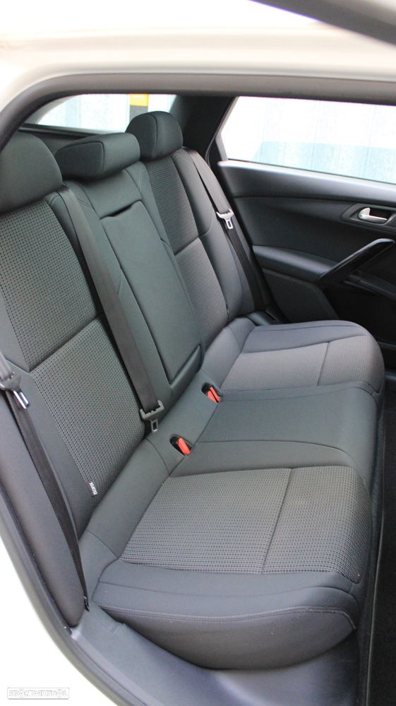 Peugeot 508 SW 1.6 e-HDi Allure 2-Tronic - 52