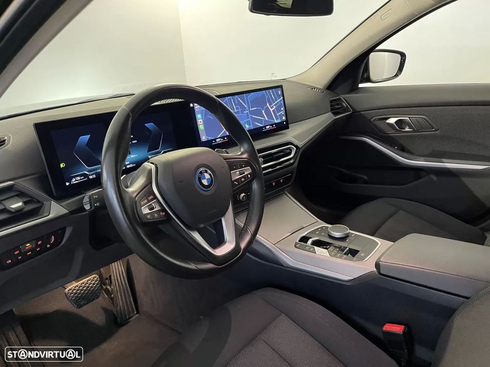 BMW 320 e Auto - 13