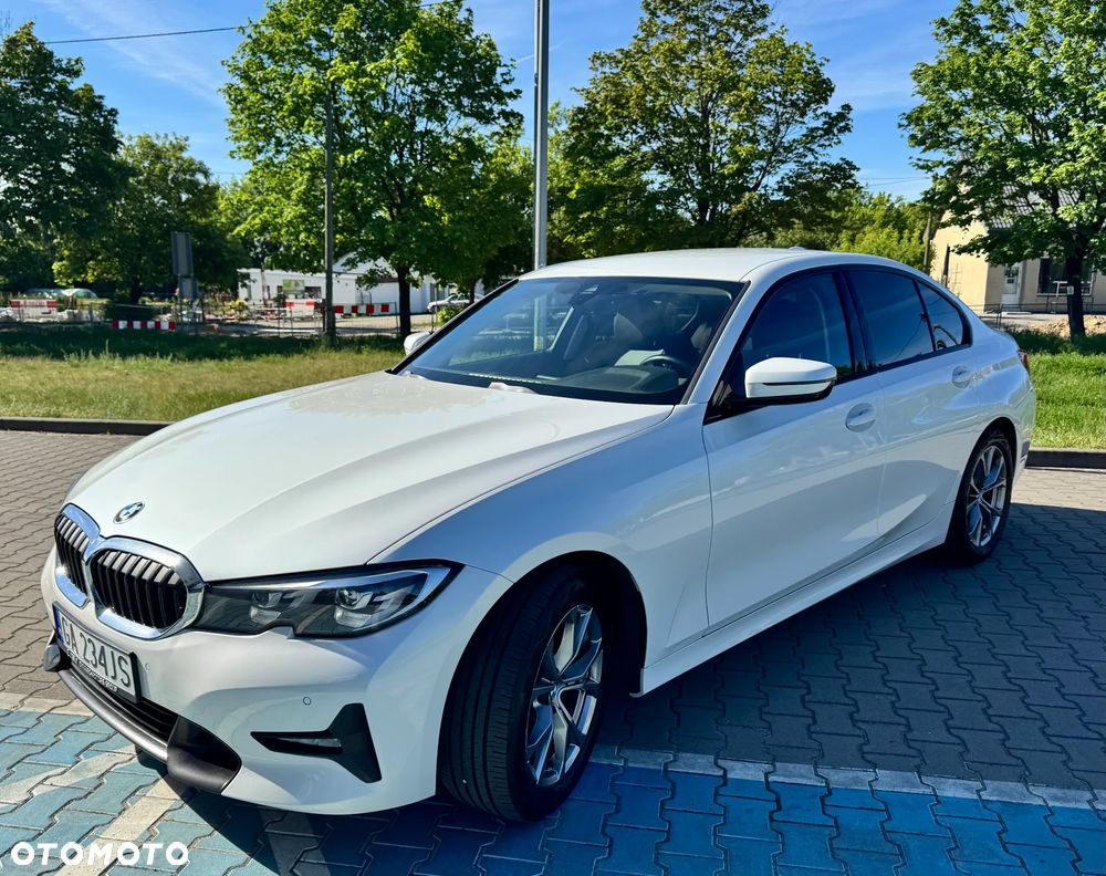 BMW Seria 3 318i Sport Line - 3