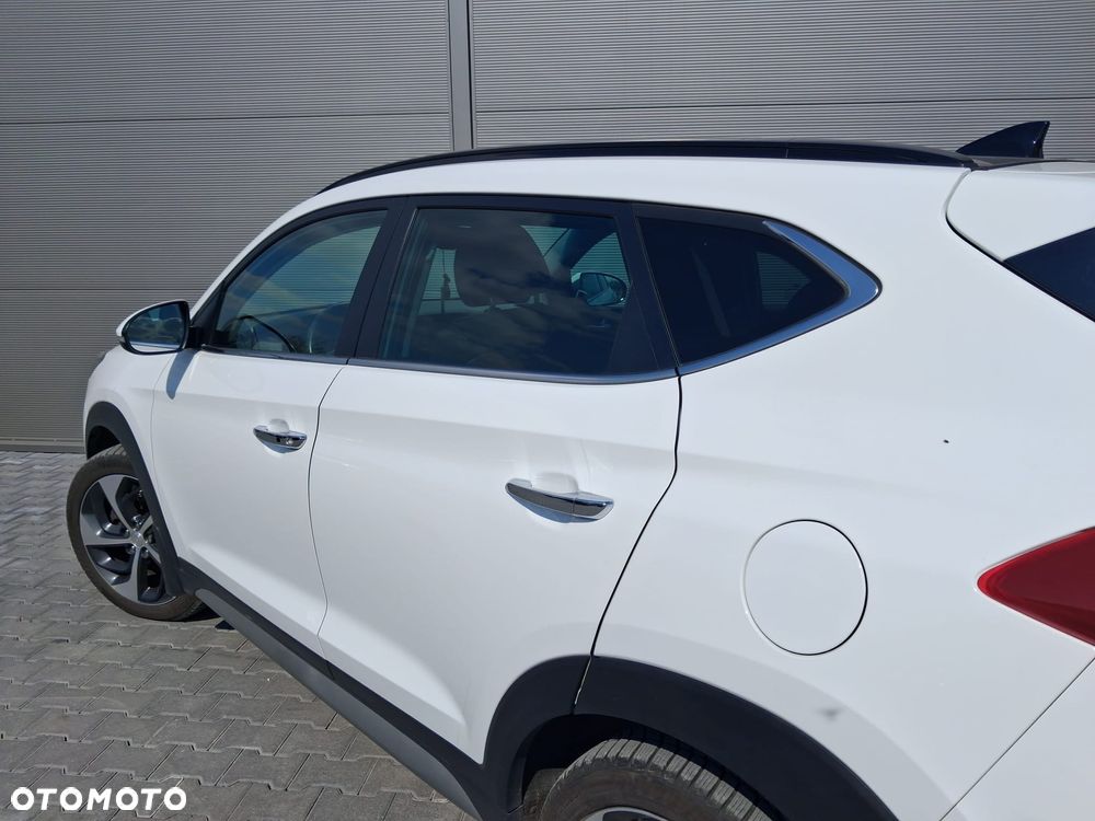 Hyundai Tucson 1.7 CRDI BlueDrive Premium 2WD DCT - 11