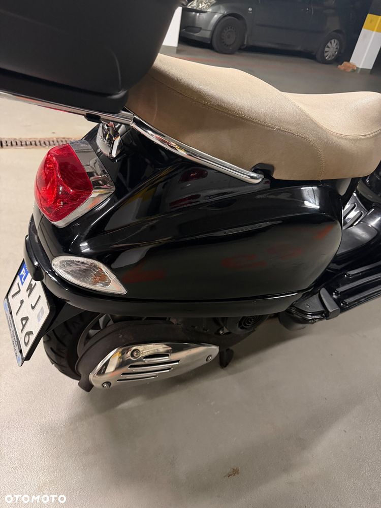 Vespa LX - 7