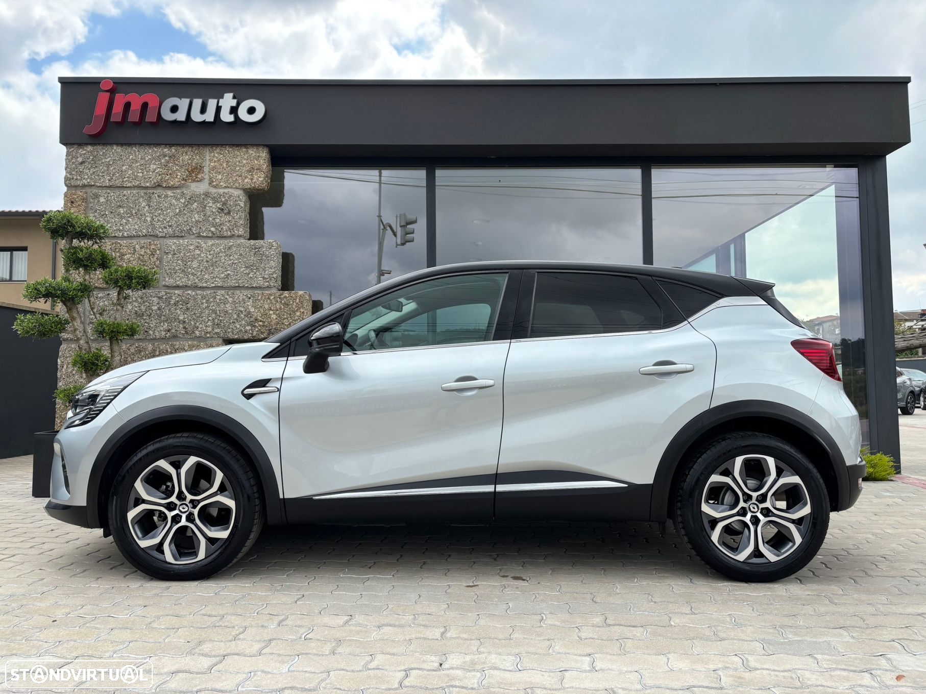 Renault Captur 1.0 TCe Techno - 4