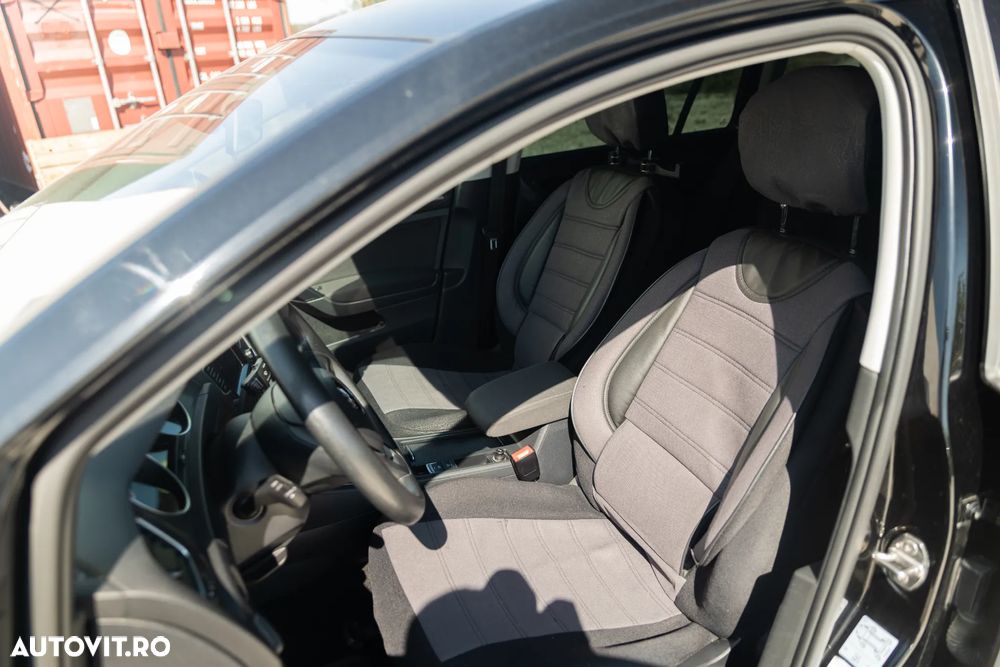 Volkswagen Golf 1.6 TDI DSG BMT Comfortline - 9