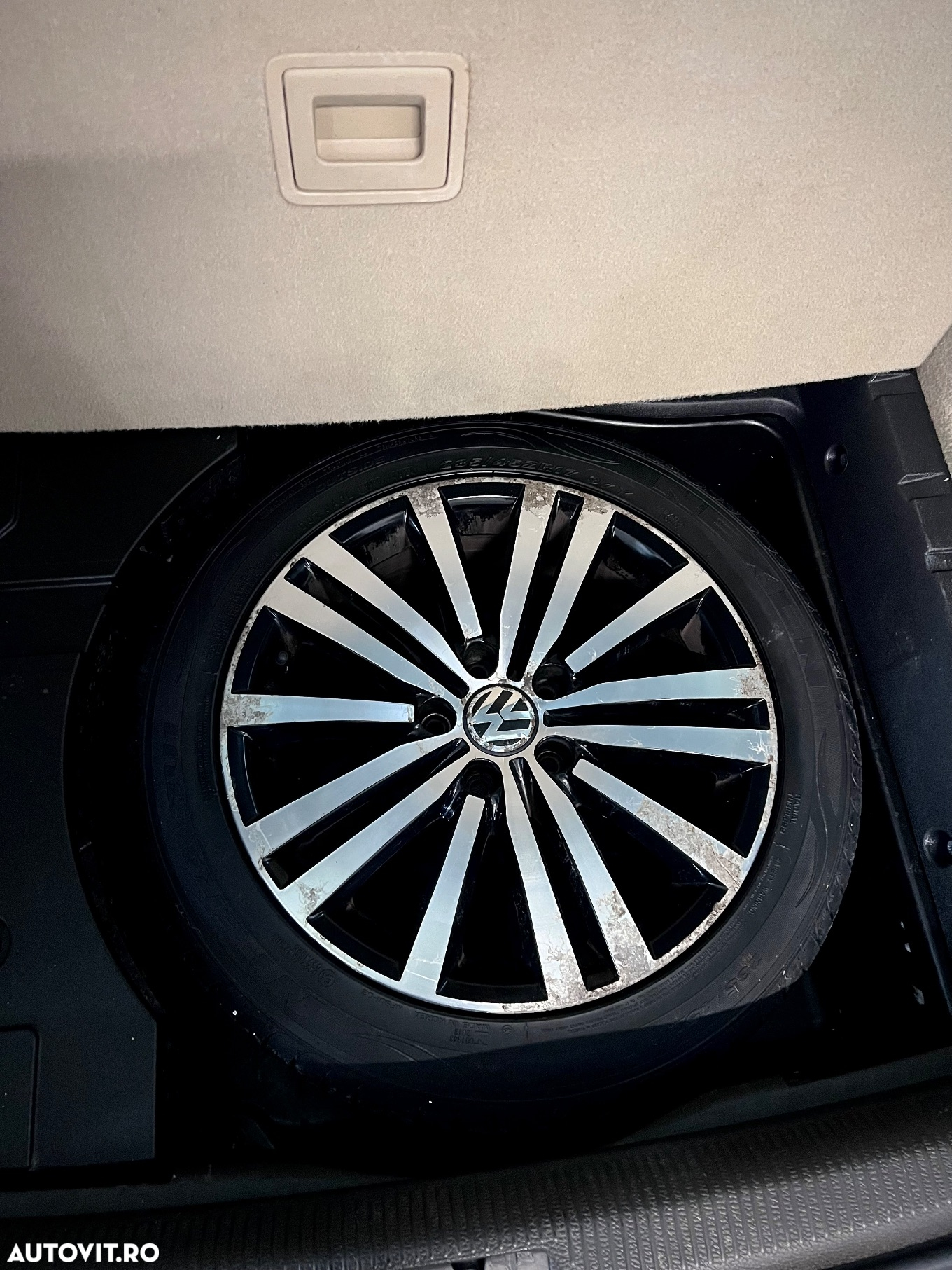 Volkswagen Passat Variant 2.0 TDI BlueMotion Technology Highline - 11