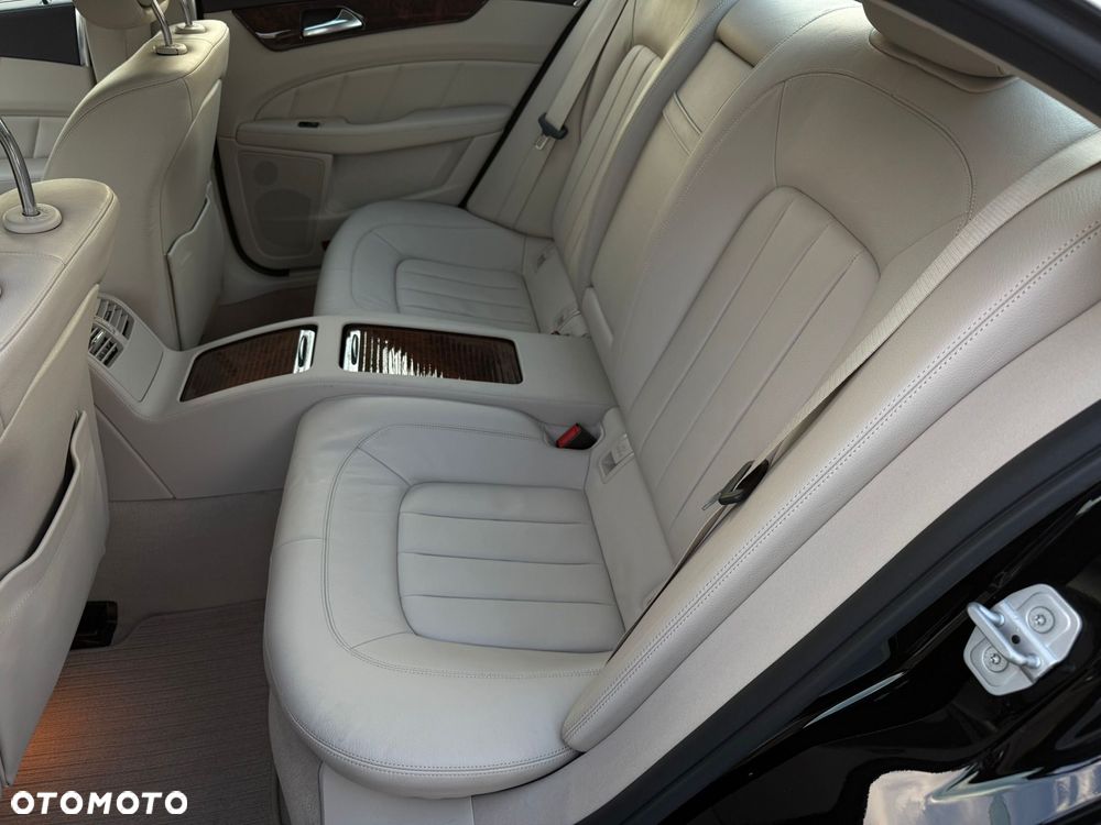 Mercedes-Benz CLS 350 BlueTEC 4Matic 7G-TRONIC - 30