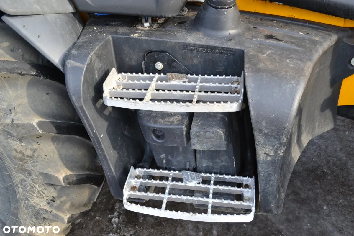 JCB 3CX - 40