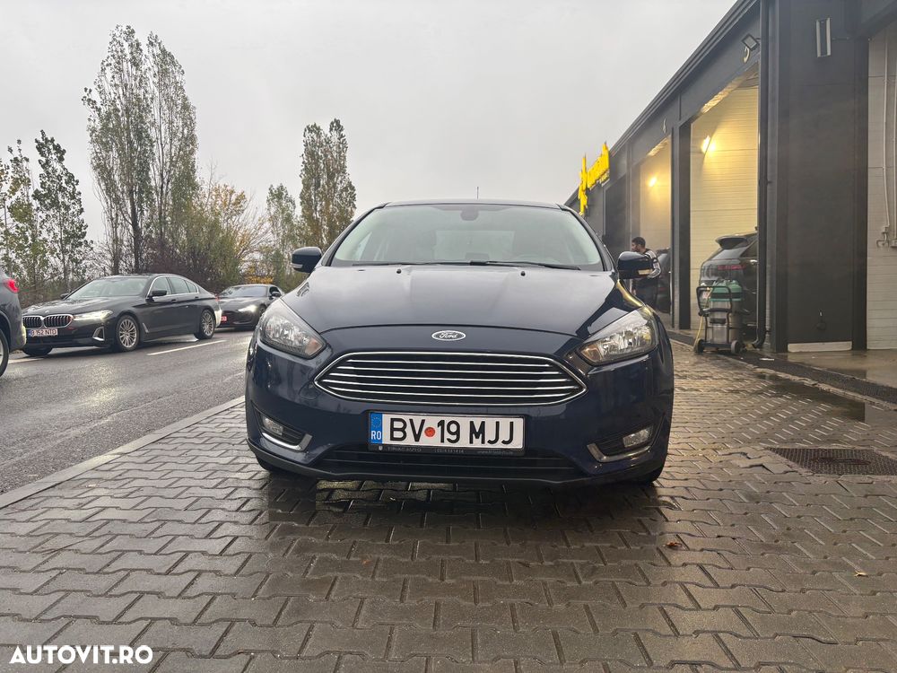 Ford Focus 1.5 Ecoboost Titanium - 11