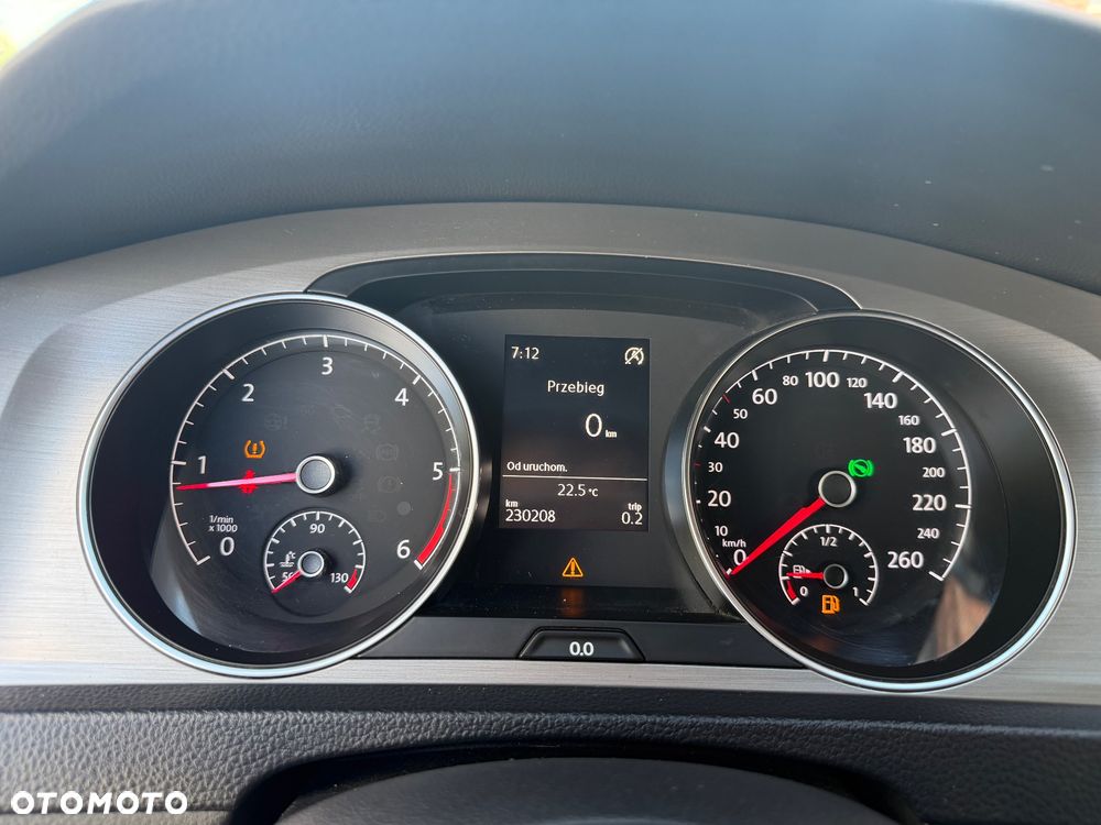 Volkswagen Golf - 13