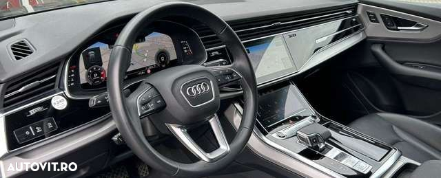Audi Q8 - 10