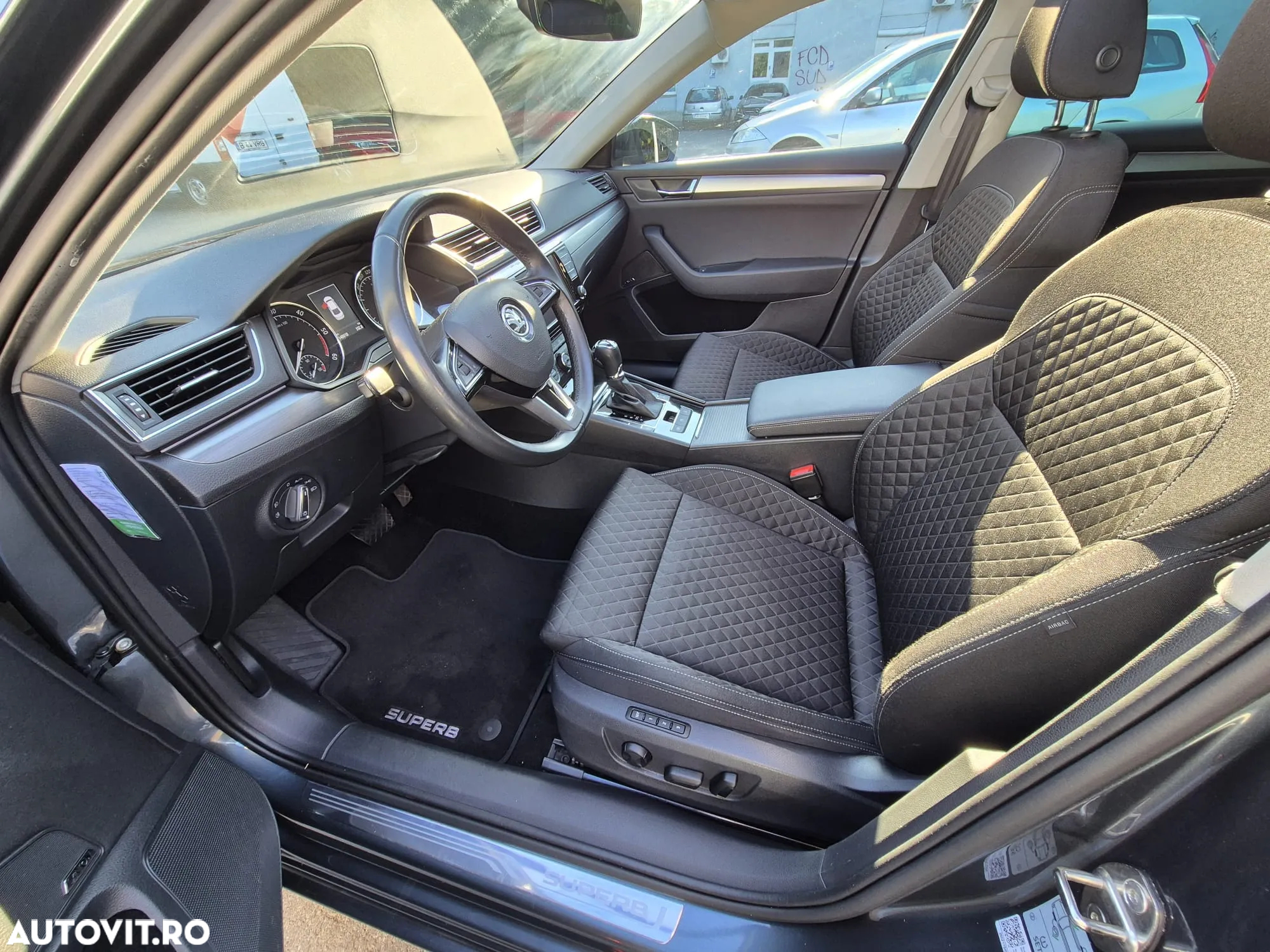 Skoda Superb 1.6 TDI DSG Style - 5