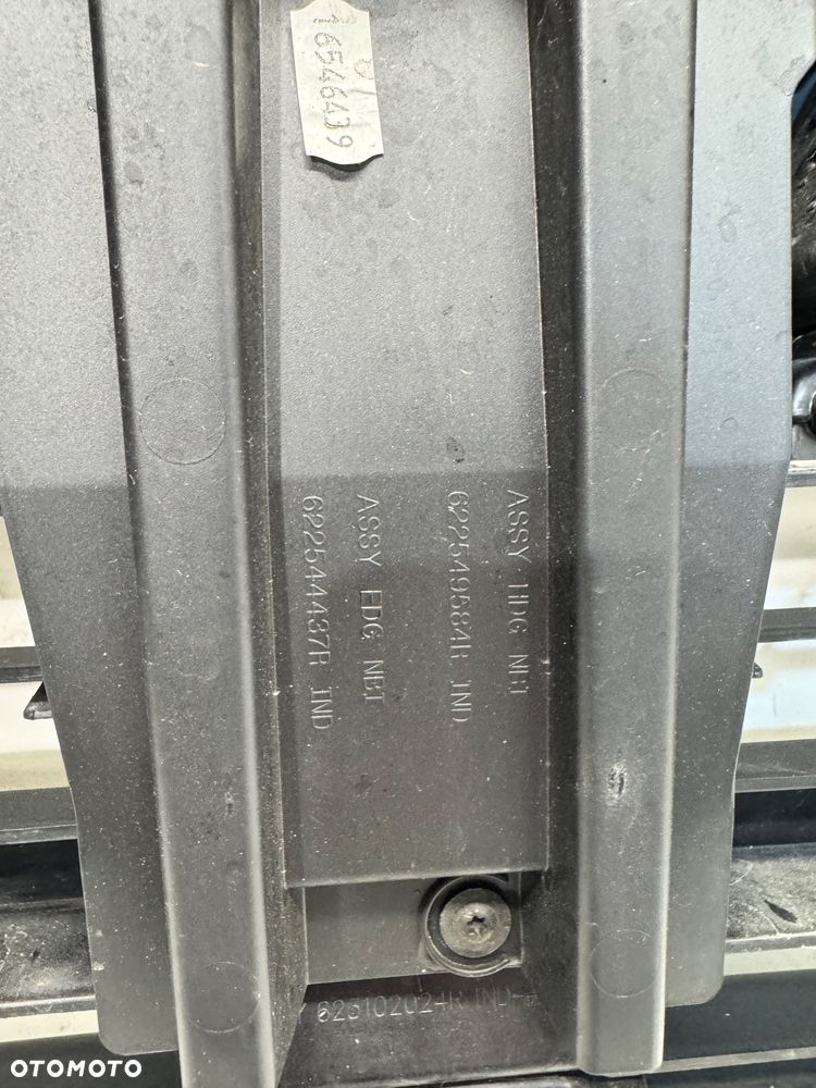 GRILL/ ATRAPA ZDERZAKA REANULT TRAFIC IV - 8