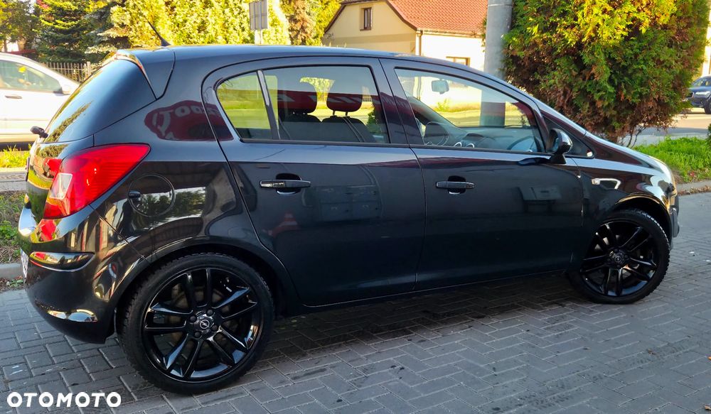 Opel Corsa 1.4 16V Energy - 17