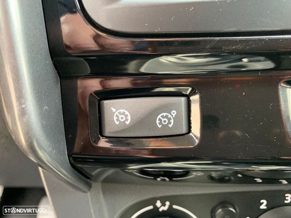 Dacia Duster 1.5 dCi SL Urban Explorer - 32