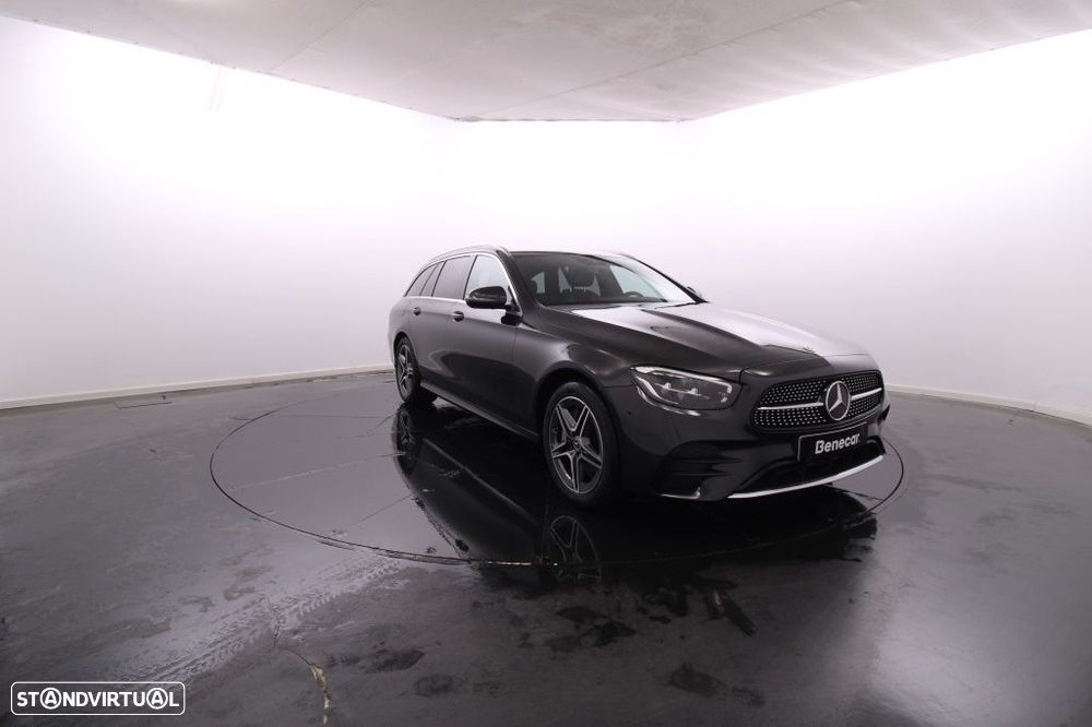 Mercedes-Benz E 300 de AMG Line - 12