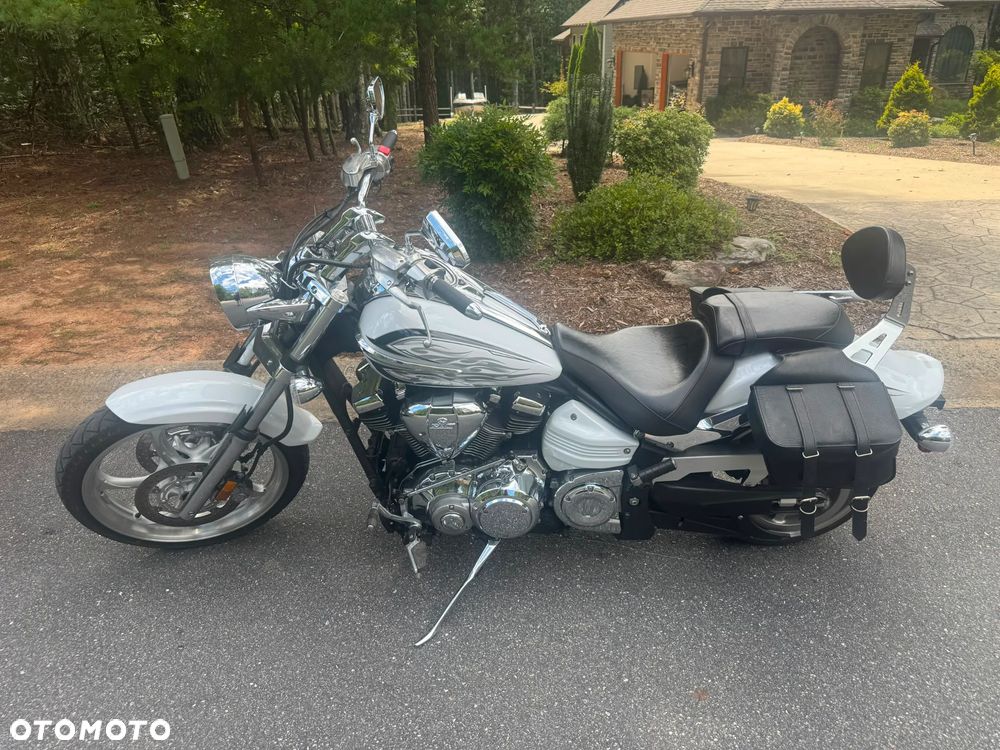 Yamaha Raider - 13