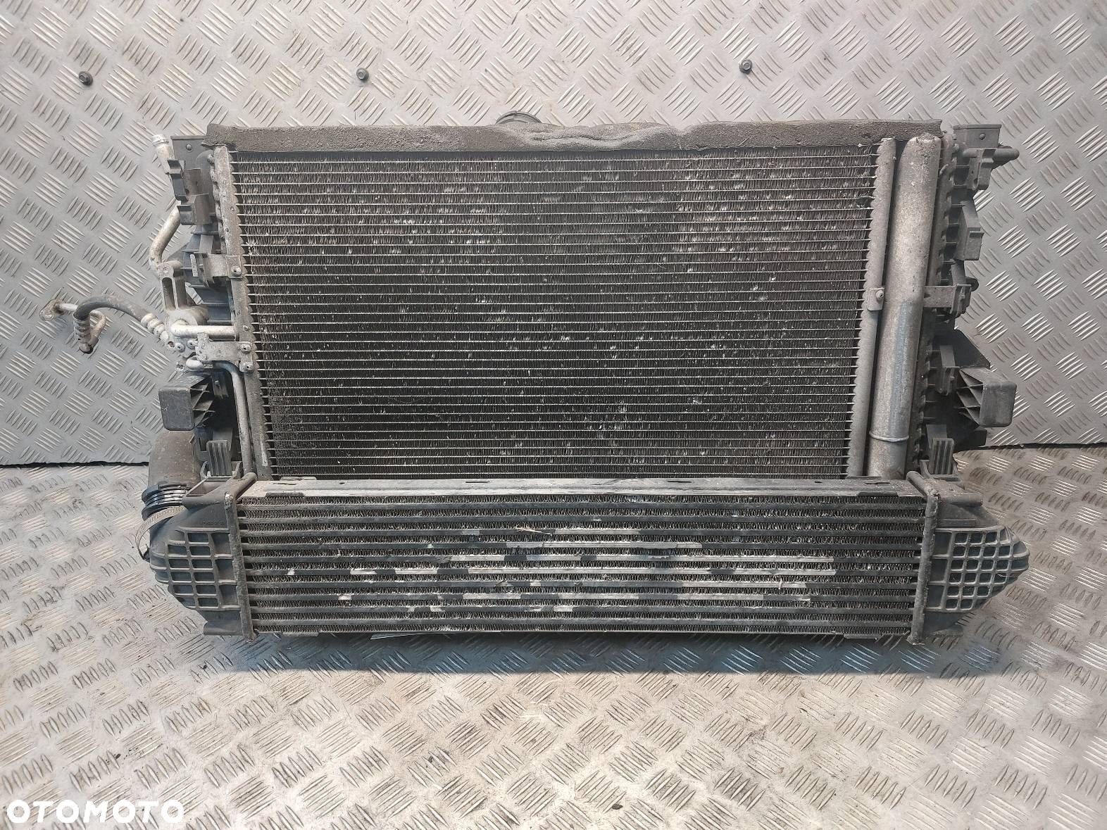 CHŁODNICA WODY KLIMATYZACJI INTERCOOLER FORD MONDEO MK4  2.0 TDCI - 1