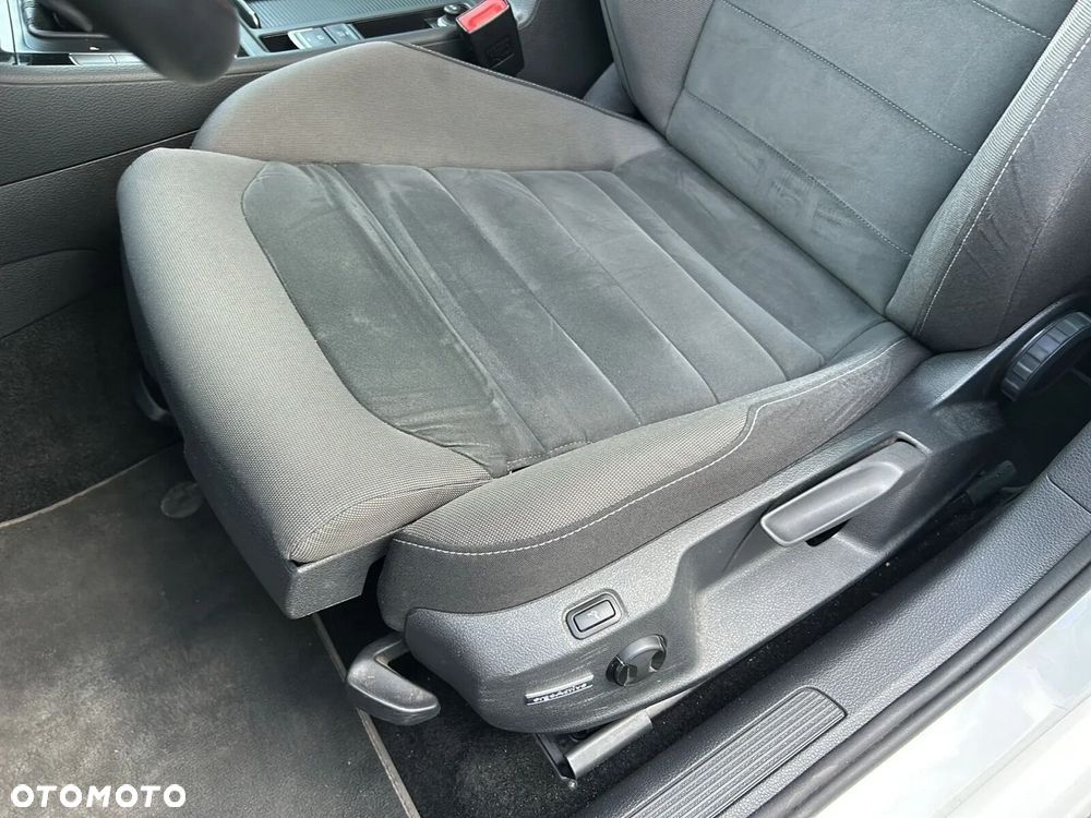 Volkswagen Golf 1.5 TSI BMT Evo Highline DSG - 19