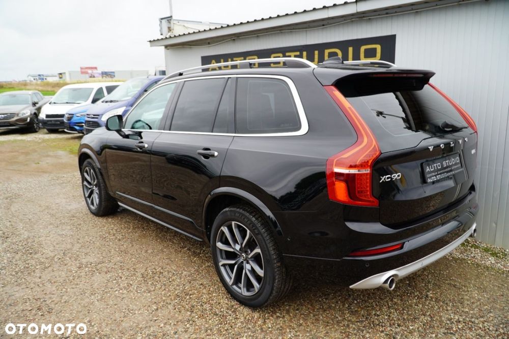Volvo XC 90 - 36
