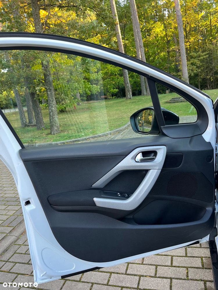 Peugeot 2008 PureTech 110 Stop&Start Urban Move - 20