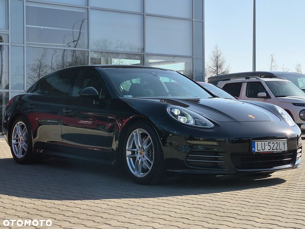 Porsche Panamera 4 Edition - 2