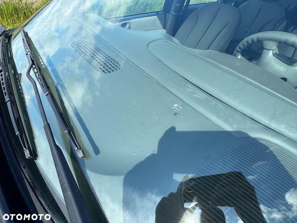 Chrysler Voyager 2.5 SE CRD - 14