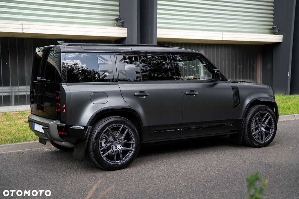 Land Rover Defender - 5