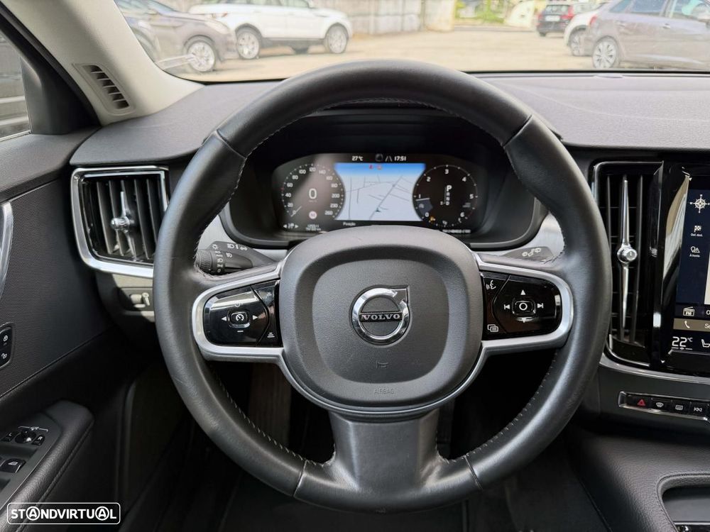 Volvo V90 2.0 D4 Momentum Plus Geartronic - 29
