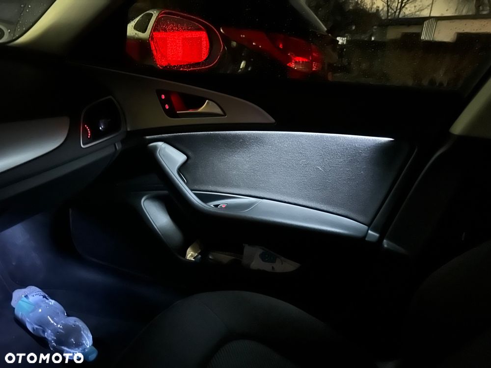 Audi A6 Avant 2.0 TDI Ultra DPF S tronic - 33