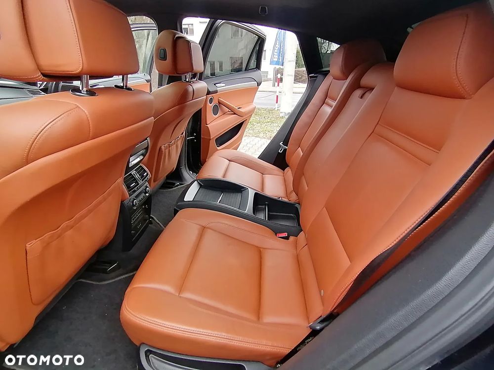 BMW X6M - 31