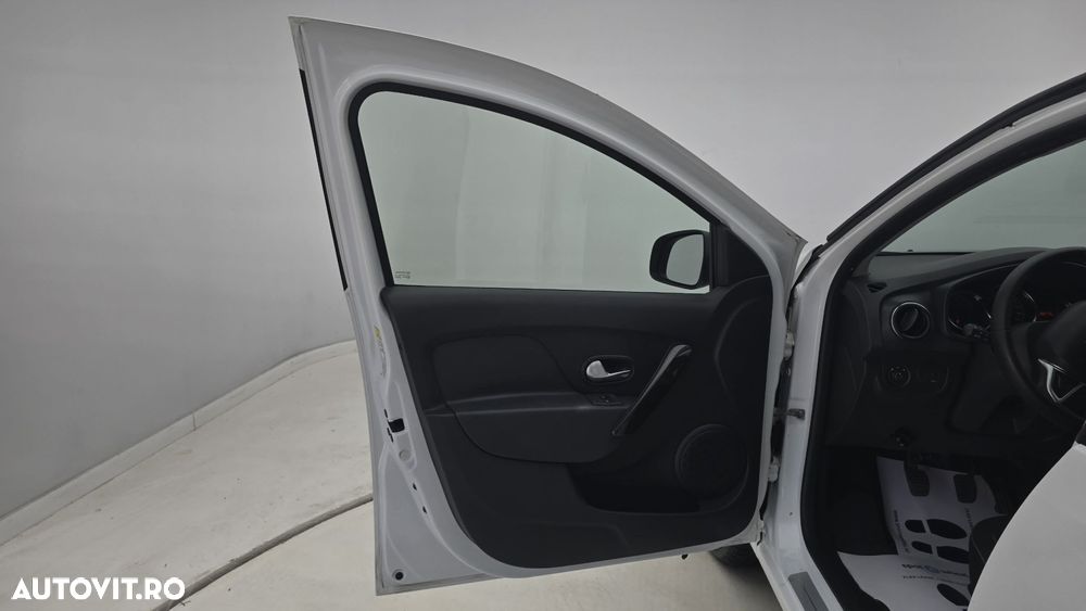Dacia Logan 0.9 TCe Laureate - 11