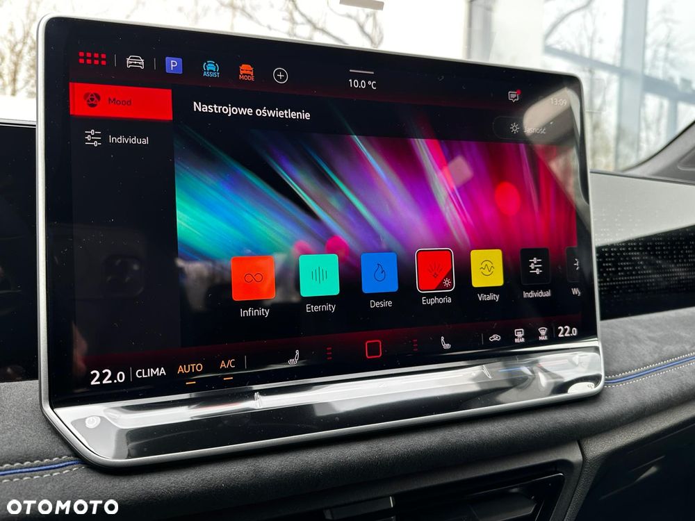 Volkswagen Tiguan 1.5 eTSI R-Line Plus DSG - 22