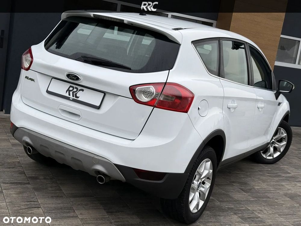 Ford Kuga 2.0 TDCi Titanium - 6