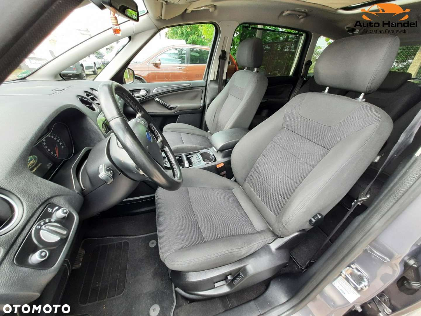 Ford S-Max 2.0 TDCi DPF Titanium - 27