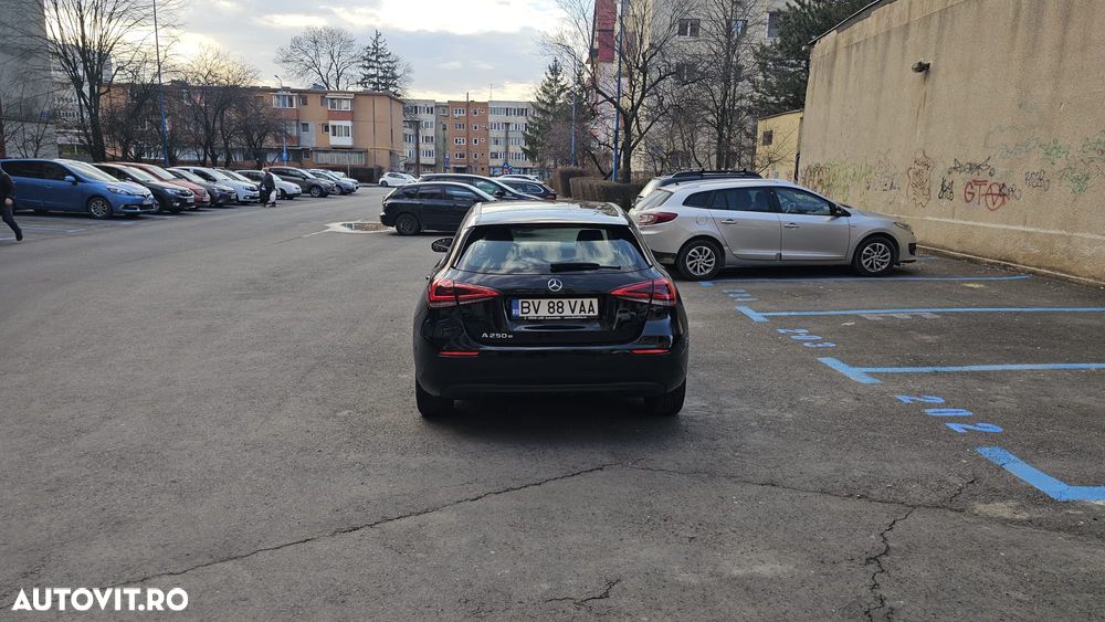 Mercedes-Benz A 250 e 8G-DCT - 1