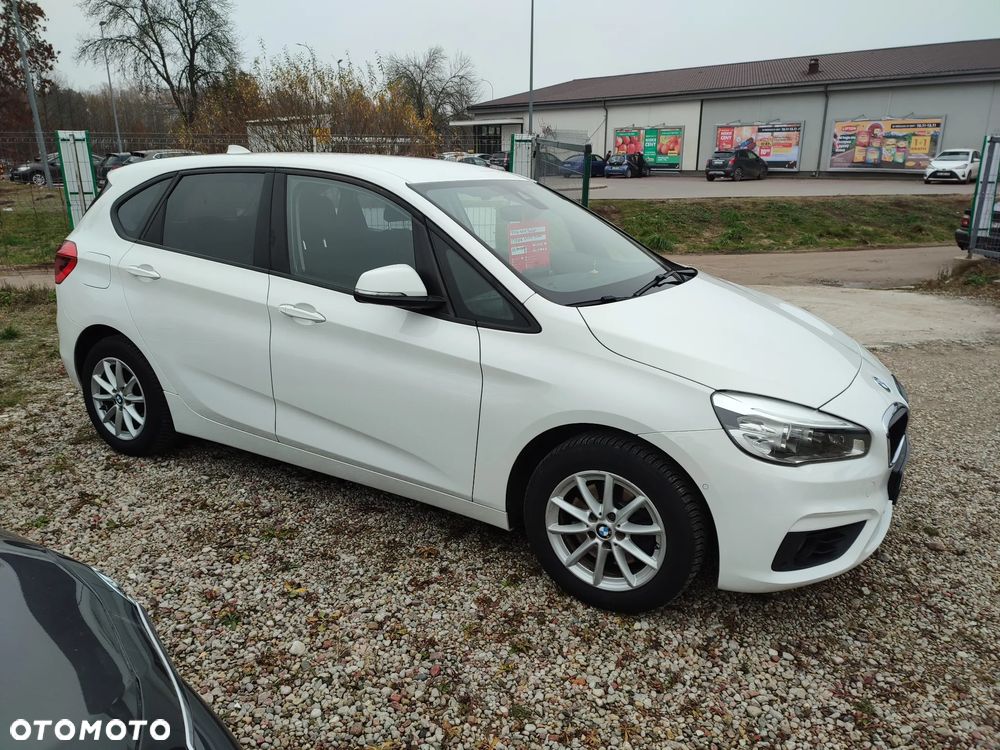 BMW Seria 2 218i - 3