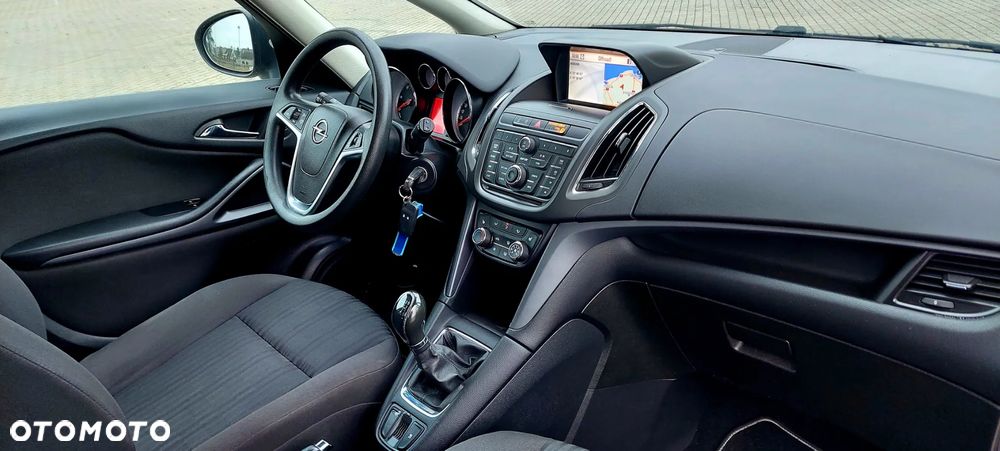 Opel Zafira Tourer 2.0 CDTI Style - 29