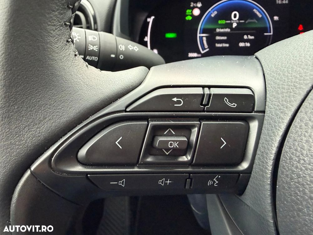 Toyota Yaris Cross 1.5 VVT-i HSD 4x2 Active - 22