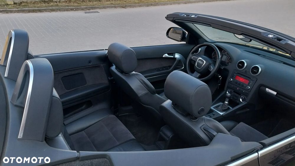 Audi A3 Cabrio 1.9 TDI DPF Attraction - 12