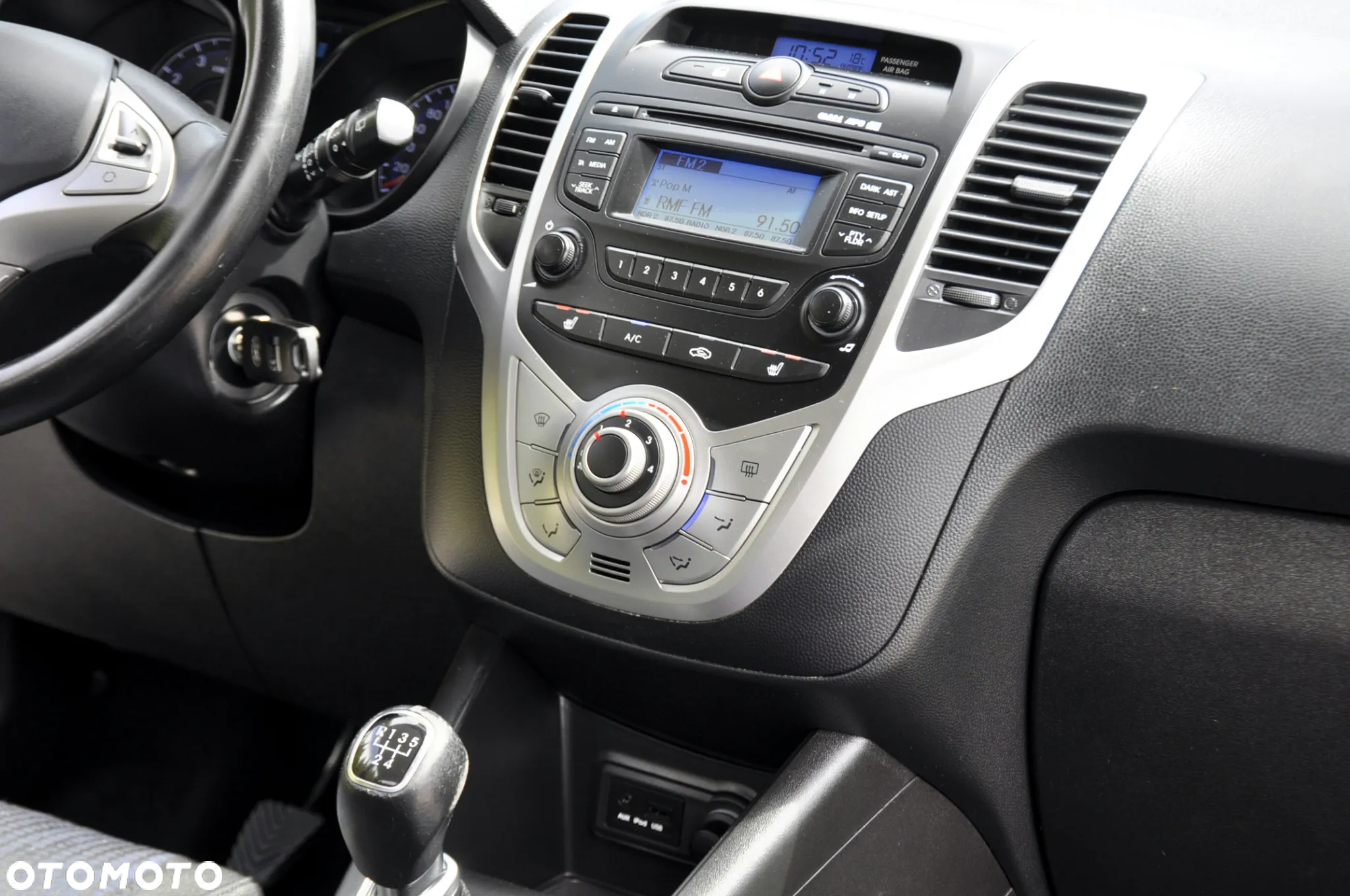Hyundai ix20 1.4 Premium - 27