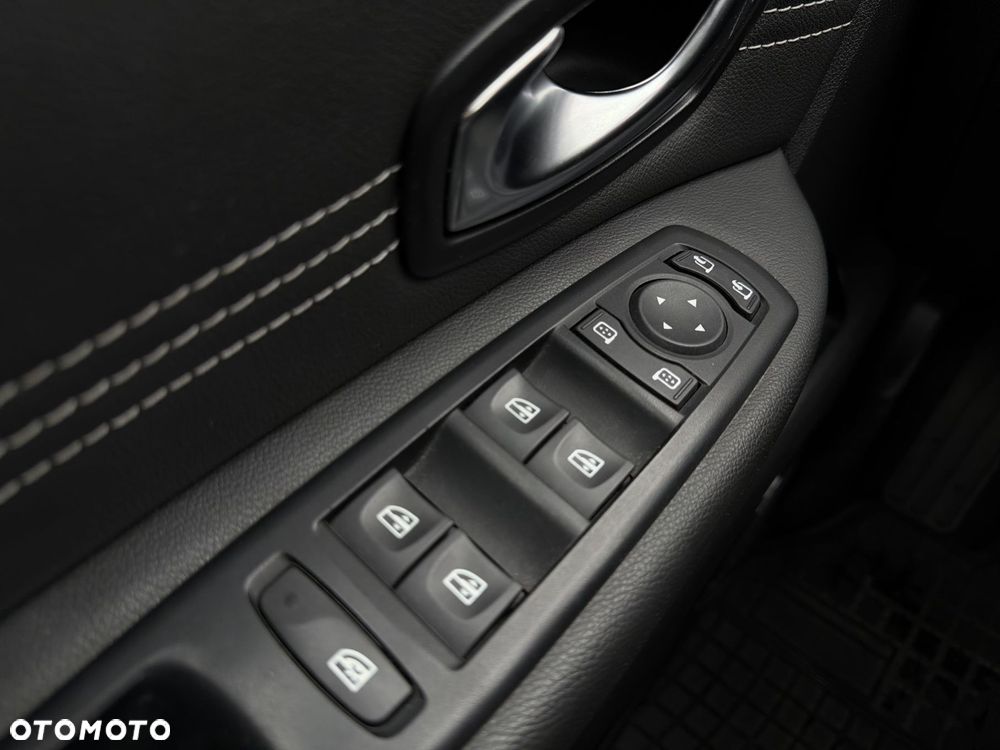 Renault Scenic - 26