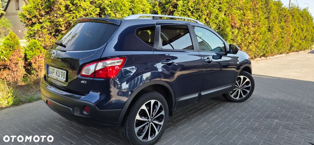 Nissan Qashqai 2.0 dCi 4 x 4 DPF tekna - 16
