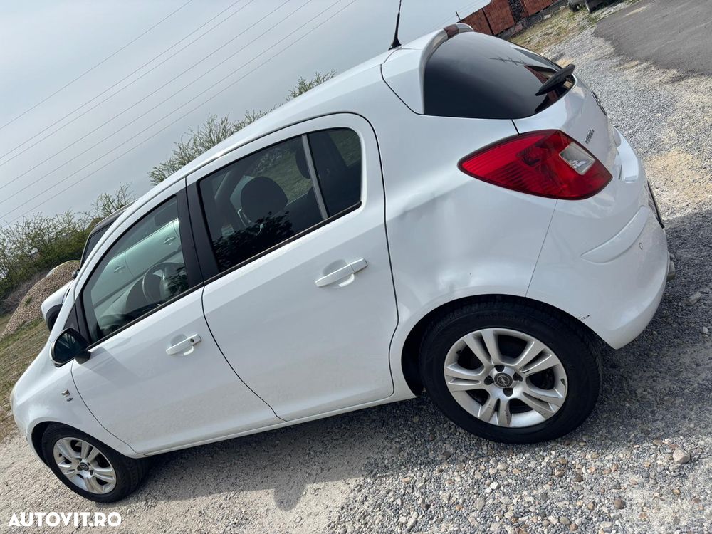 Opel Corsa Standard - 6