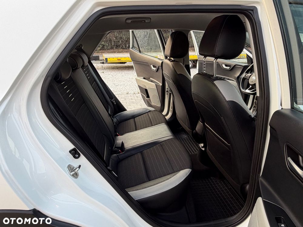Kia Stonic 1.4 L - 15