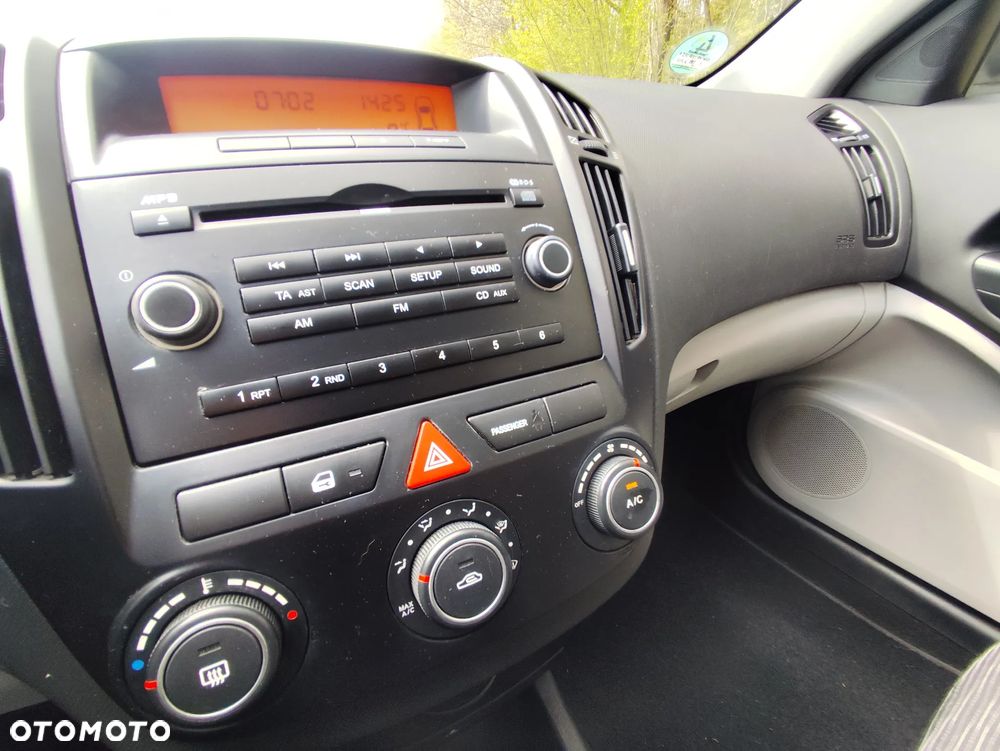 Kia Ceed 1.4 CVVT EX - 16