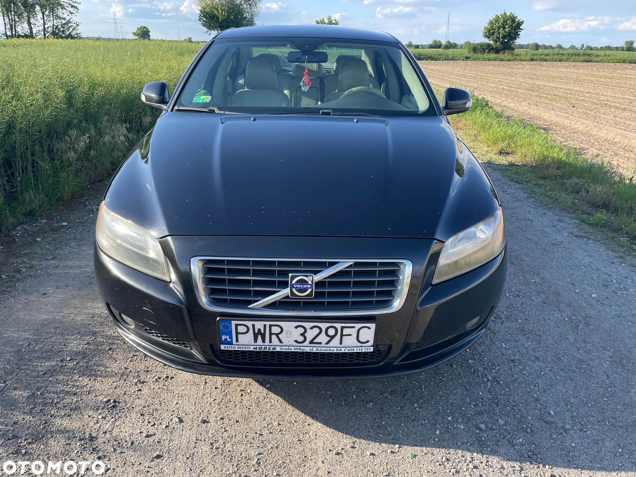 Volvo S80 2.4D5 Momentum - 4