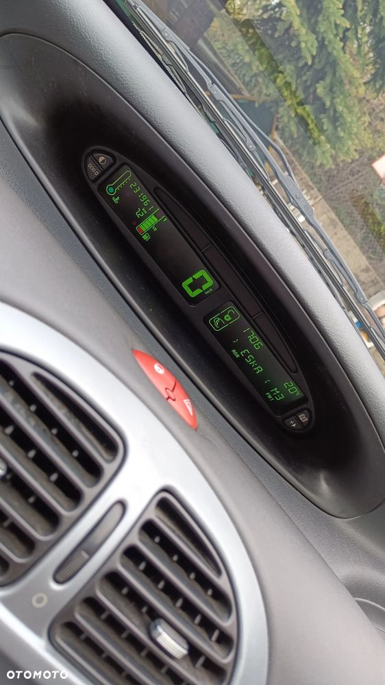 Citroën Xsara Picasso - 11