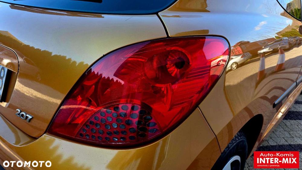 Peugeot 207 - 11