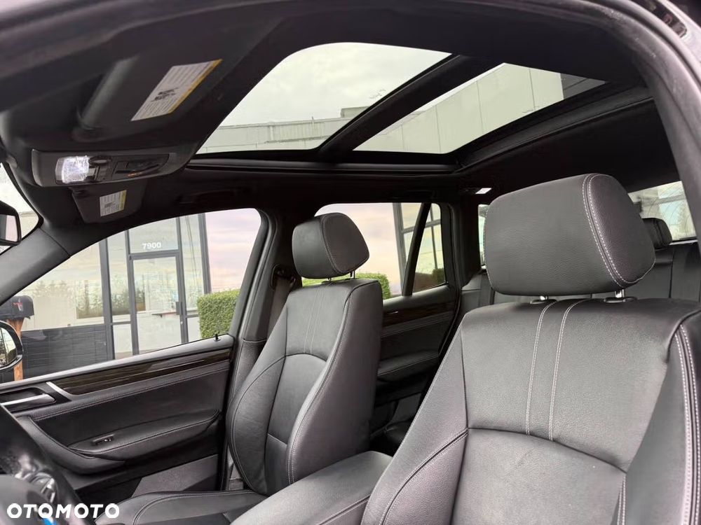 BMW X3 xDrive28i Sport-Aut M Sport - 35