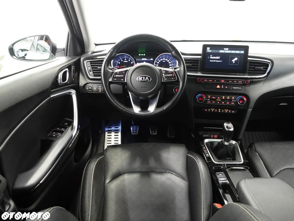 Kia Ceed 1.4 T-GDI OPF Platinum Edition - 30